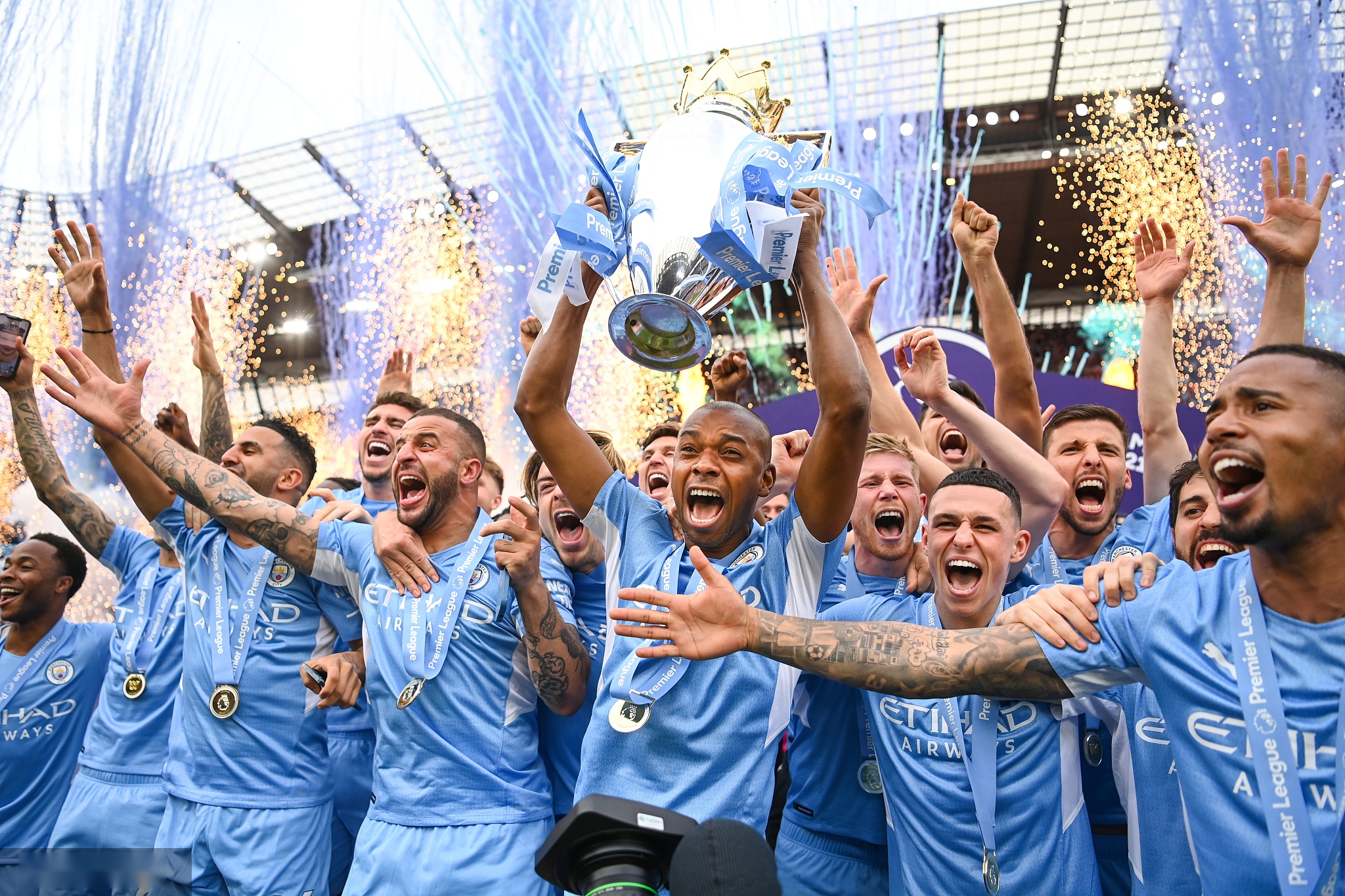 語出驚人 語出驚人